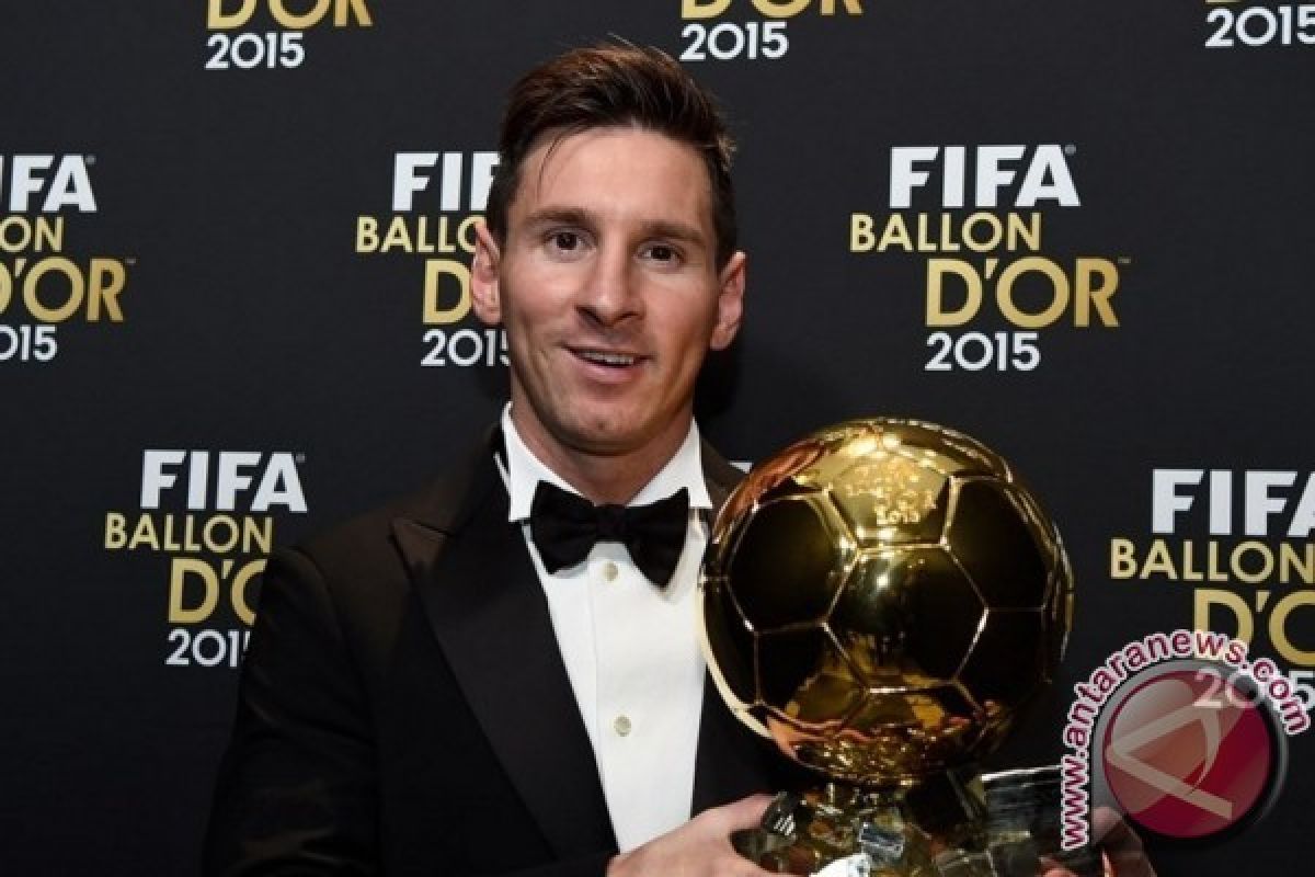 Lionel Messi Raih FIFA Ballon d'Or untuk Kelima Kalinya
