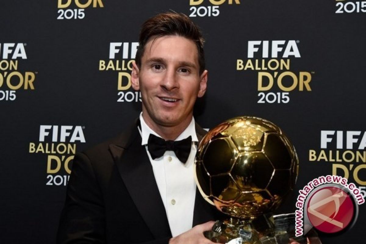 Lionel Messi Raih FIFA Ballon d'Or Untuk Kelima Kalinya