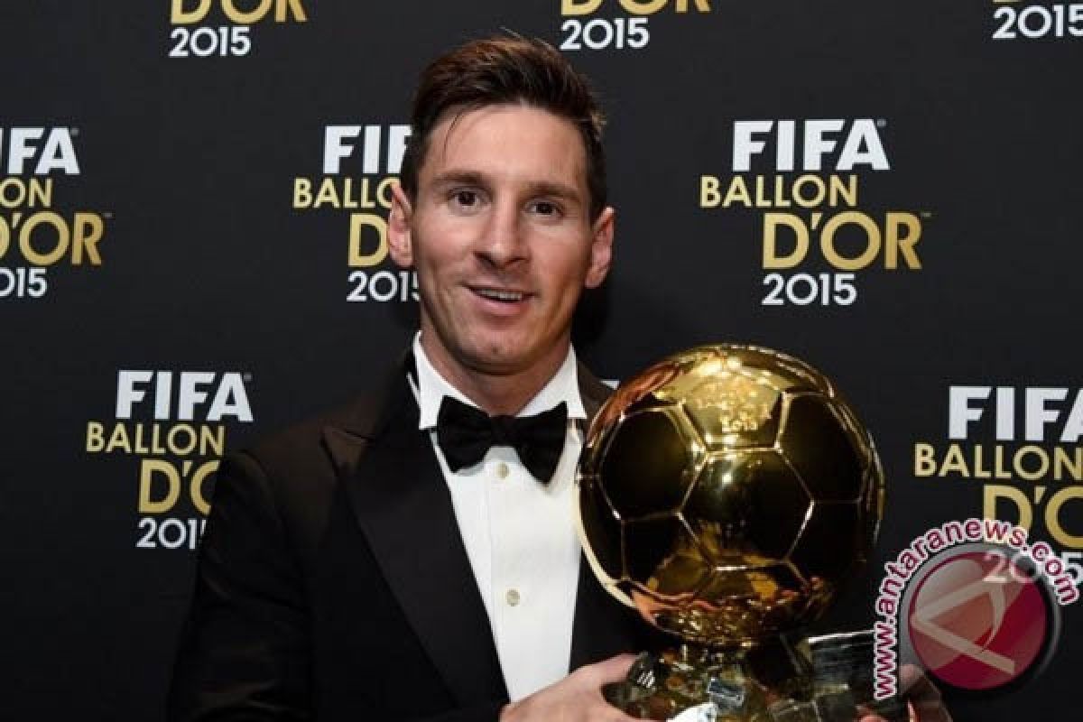 Messi menangi Ballon D'or untuk kelima kalinya