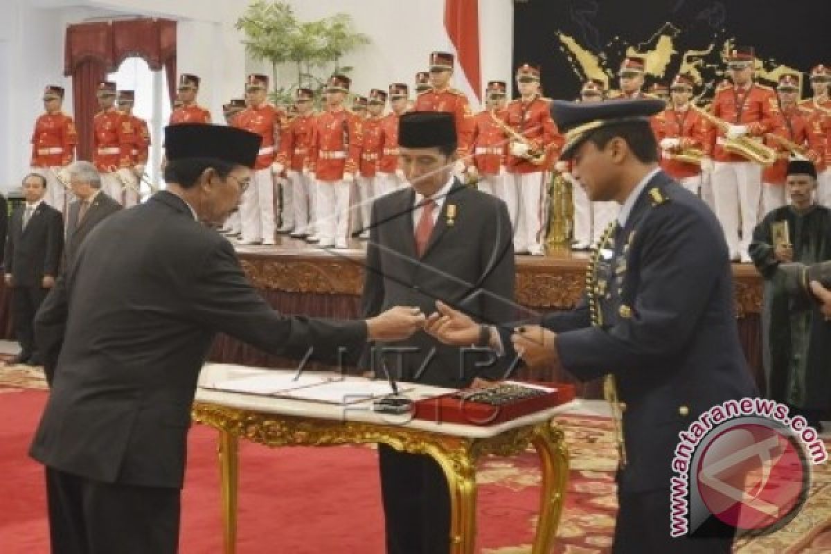 Dihadiri Megawati, Presiden Jokowi Lantik 13 Duta Besar