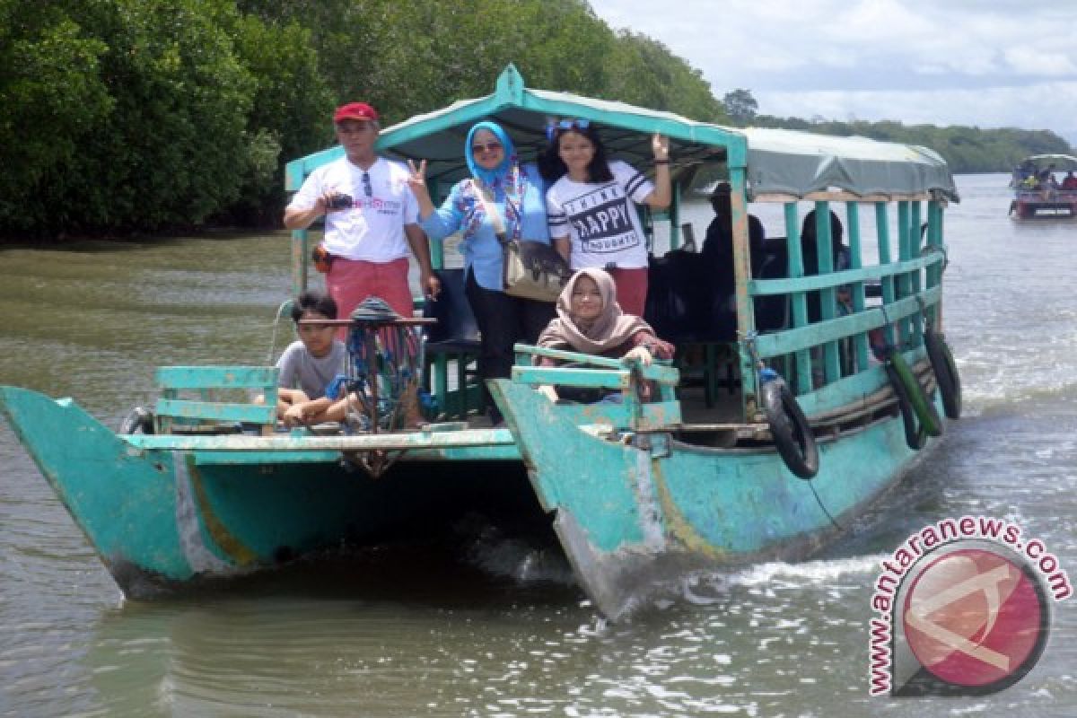 Petualangan Seru di Mangrove Bedul Banyuwangi 