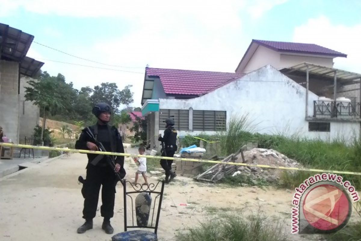 BOM JAKARTA - Seorang terduga teroris ditangkap di Balikpapan