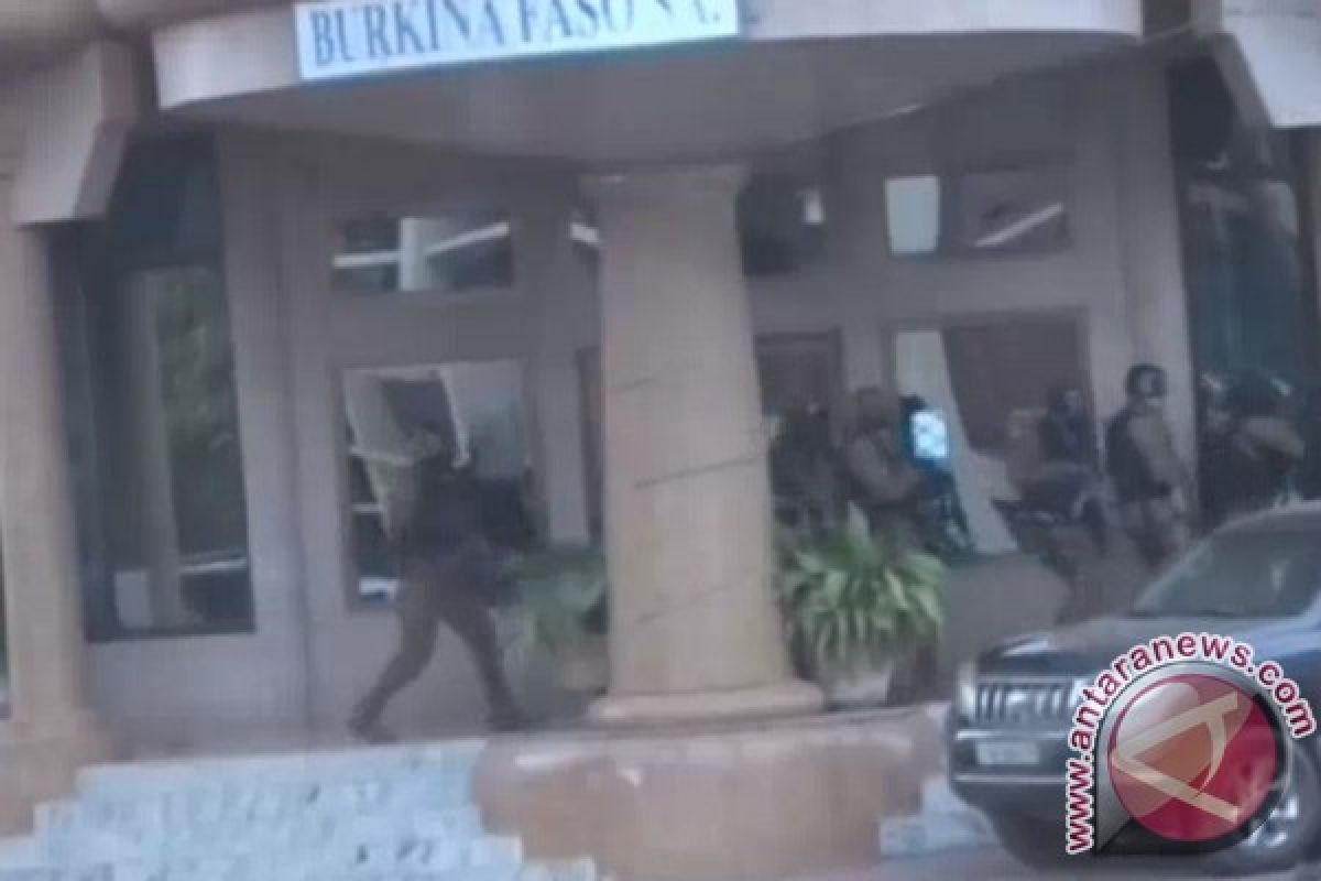 Sedikitnya 23 Orang Tewas Dalam Serangan di Hotel Burkina Faso