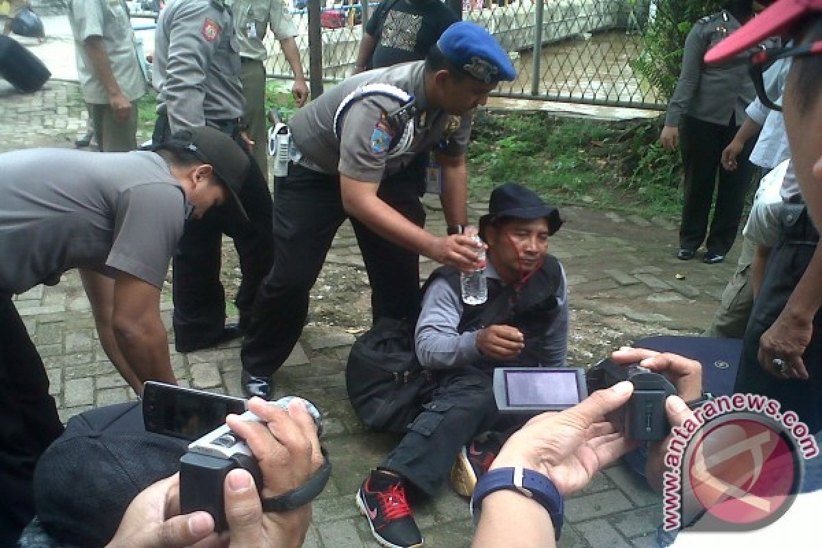 Polisi Razia Penumpang KM Bukit Raya Antisipasi Teroris