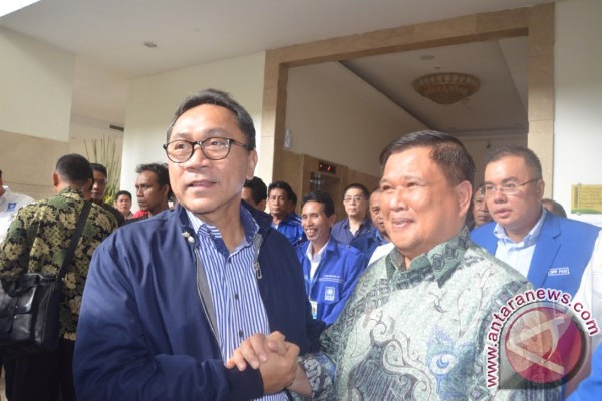 Idris Rahim Resmi Pimpin PAN Gorontalo 