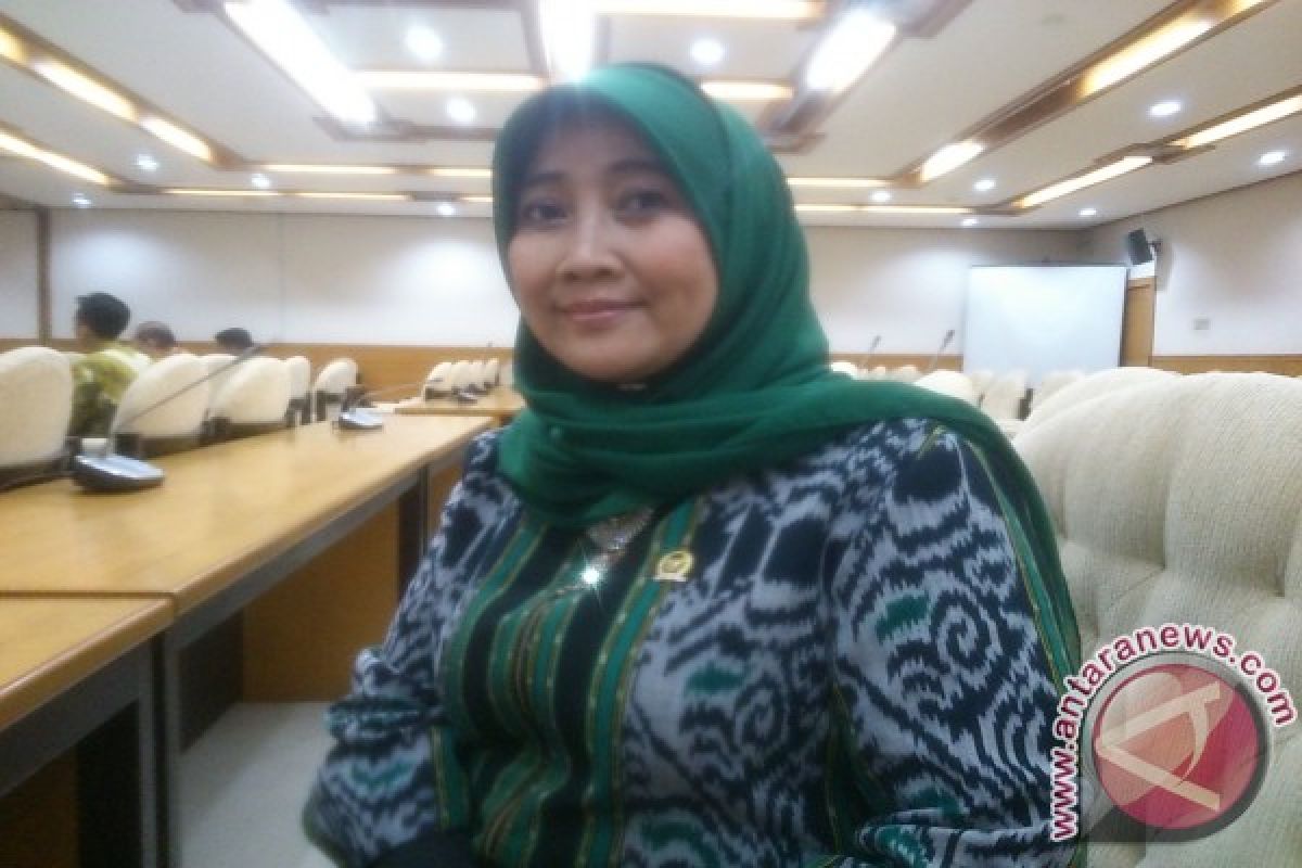 Anggota DPR: obat palsu jadi laku karena murah