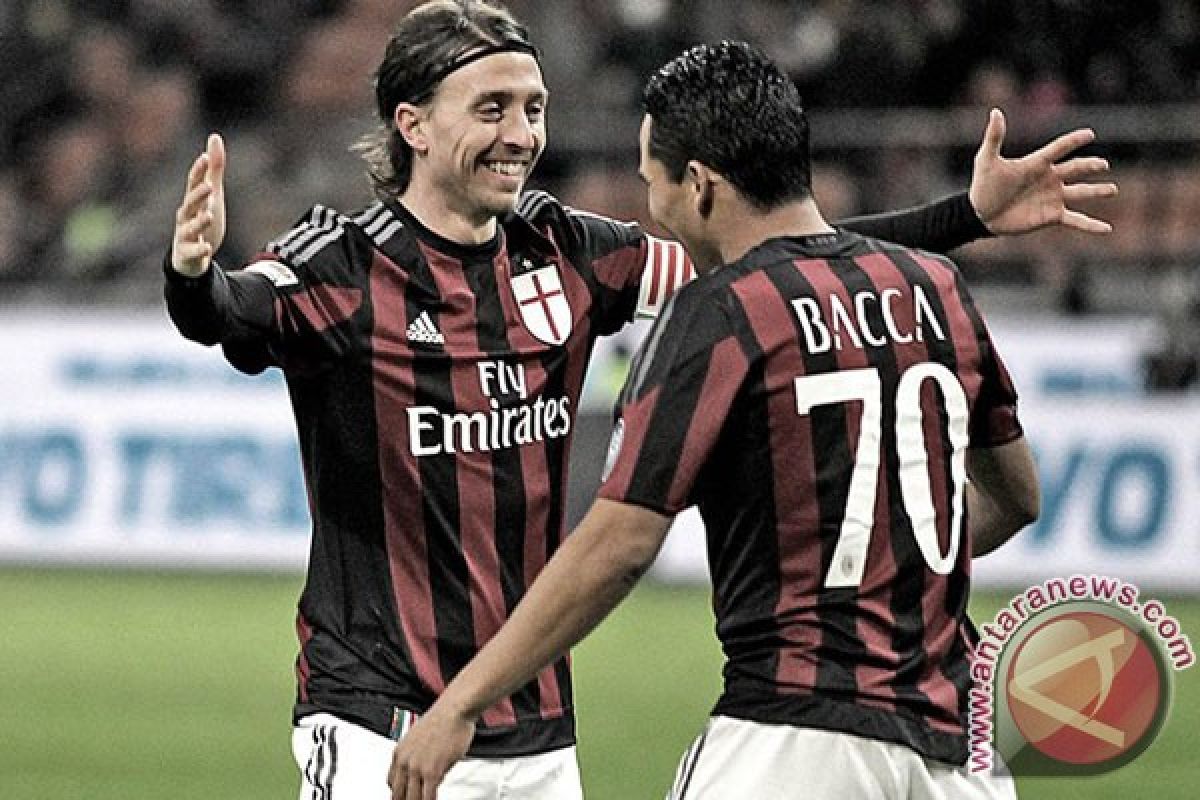 Bacca dan Boateng bawa Milan taklukkan Fiorentina