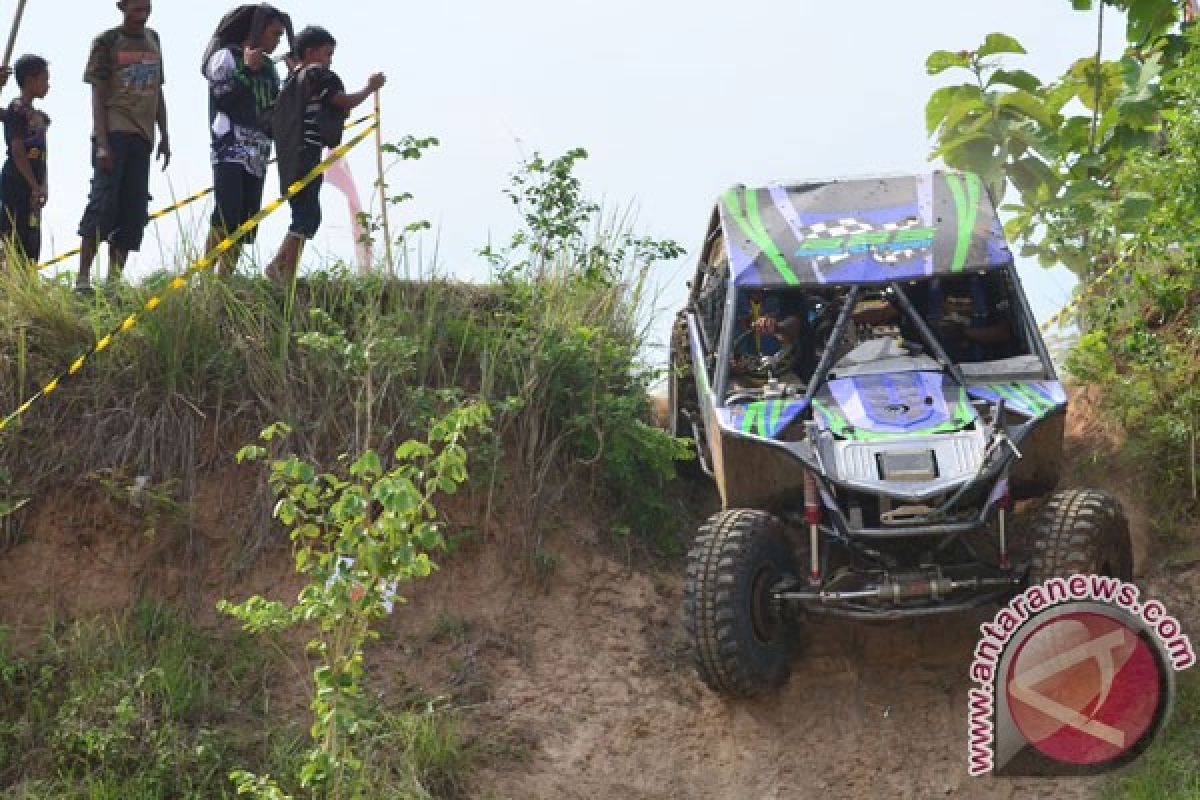 63 offroader ramaikan "Explorer Kepri Full Adventure"