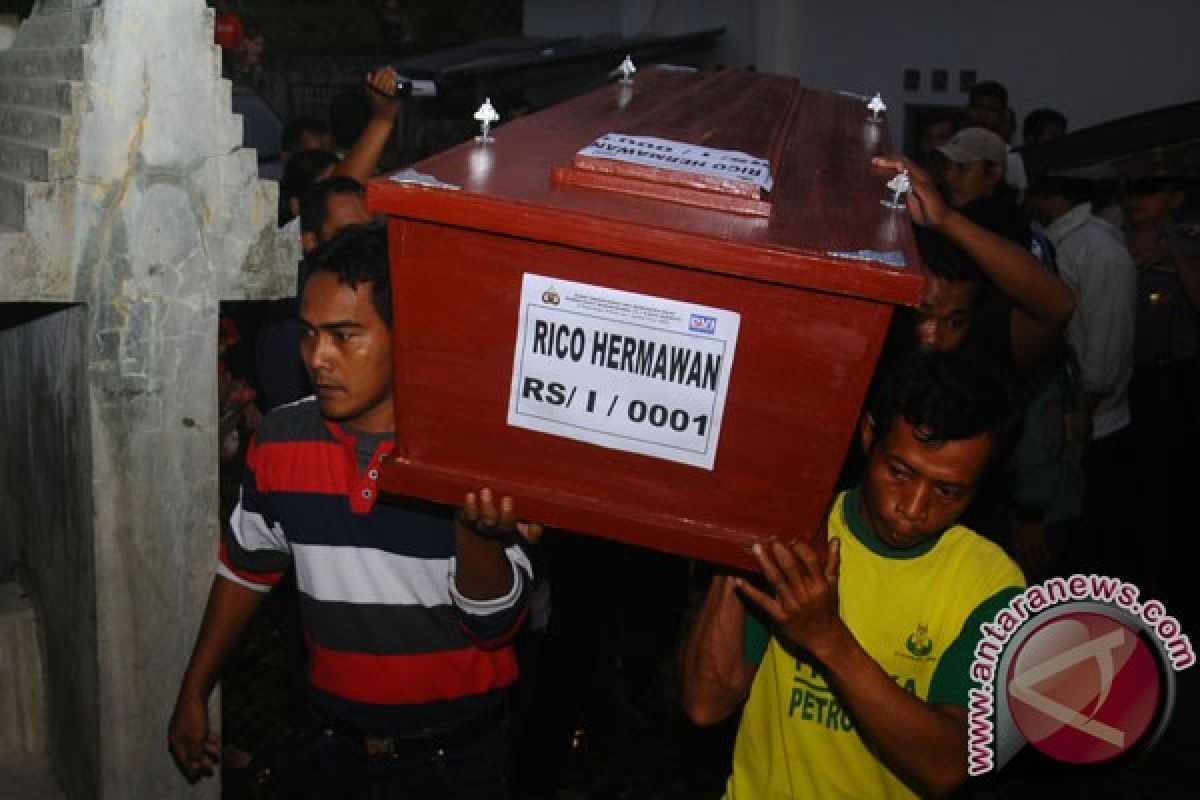 Keluarga korban berharap otak serangan Thamrin segera ditangkap