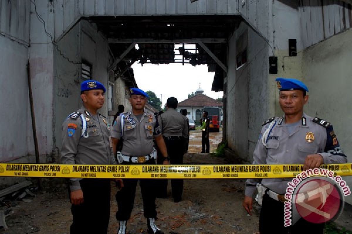 Polisi temukan ribuan butir amunisi di Sukabumi