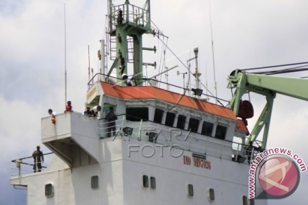 Indonesian Navy Intercepts Vessel Suspected Of Carrying Toxic Waste