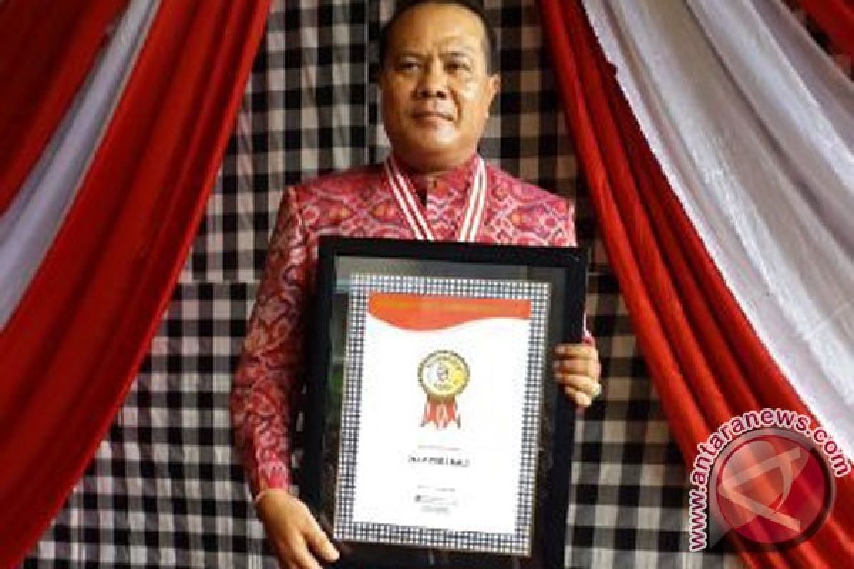 IKIP PGRI Bali Terima Anugrah Pers K Nadha 2016