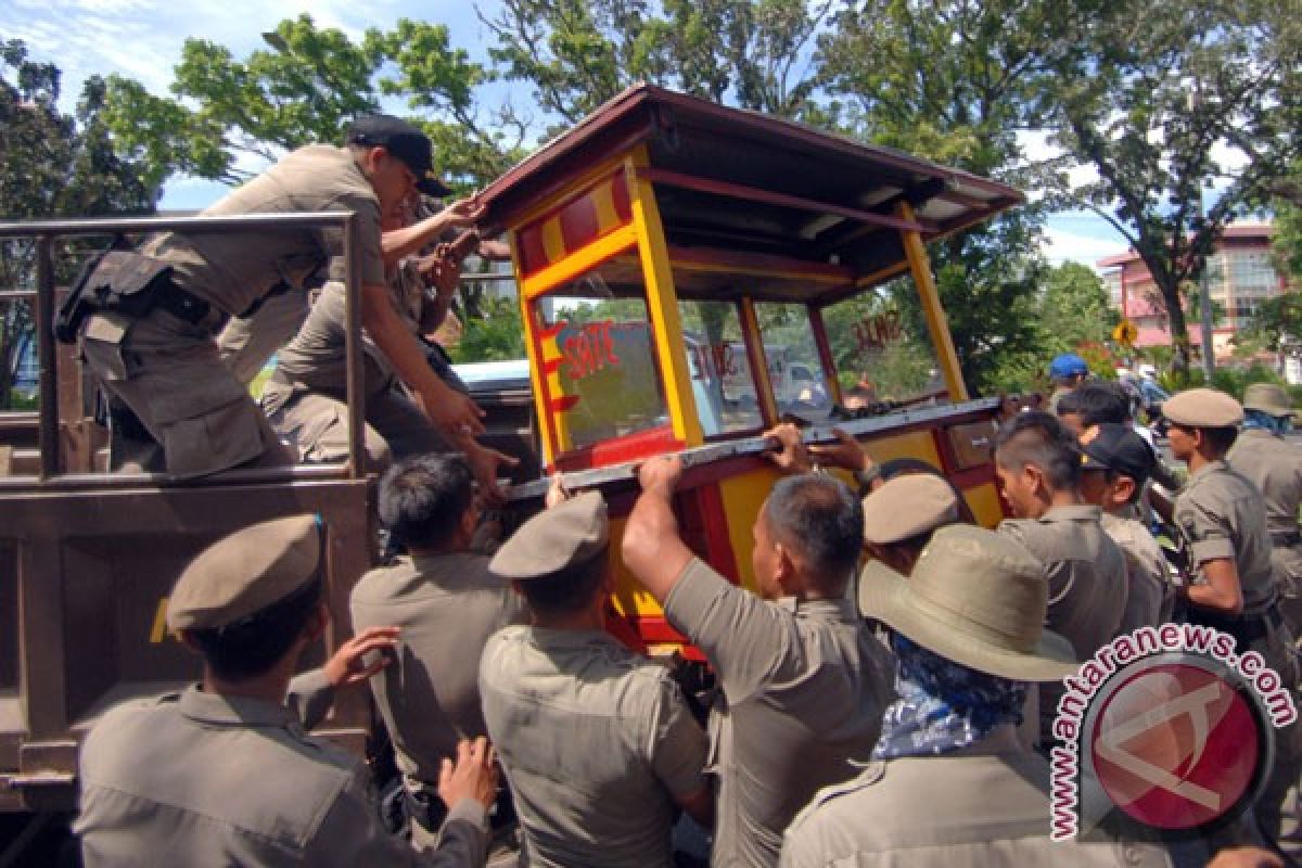 Oknum Satuan Polisi PP keroyok polisi di Semarang