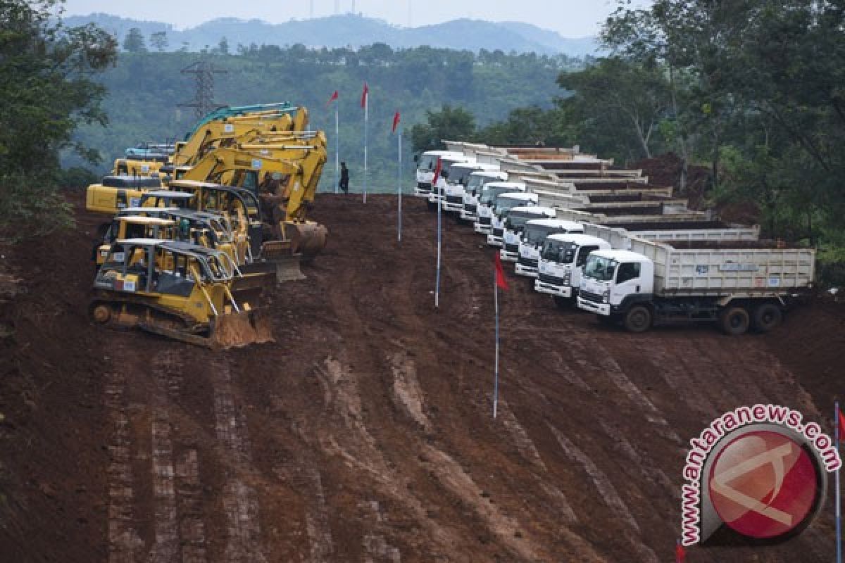 Jalur kereta cepat di Purwakarta dibangun terowongan