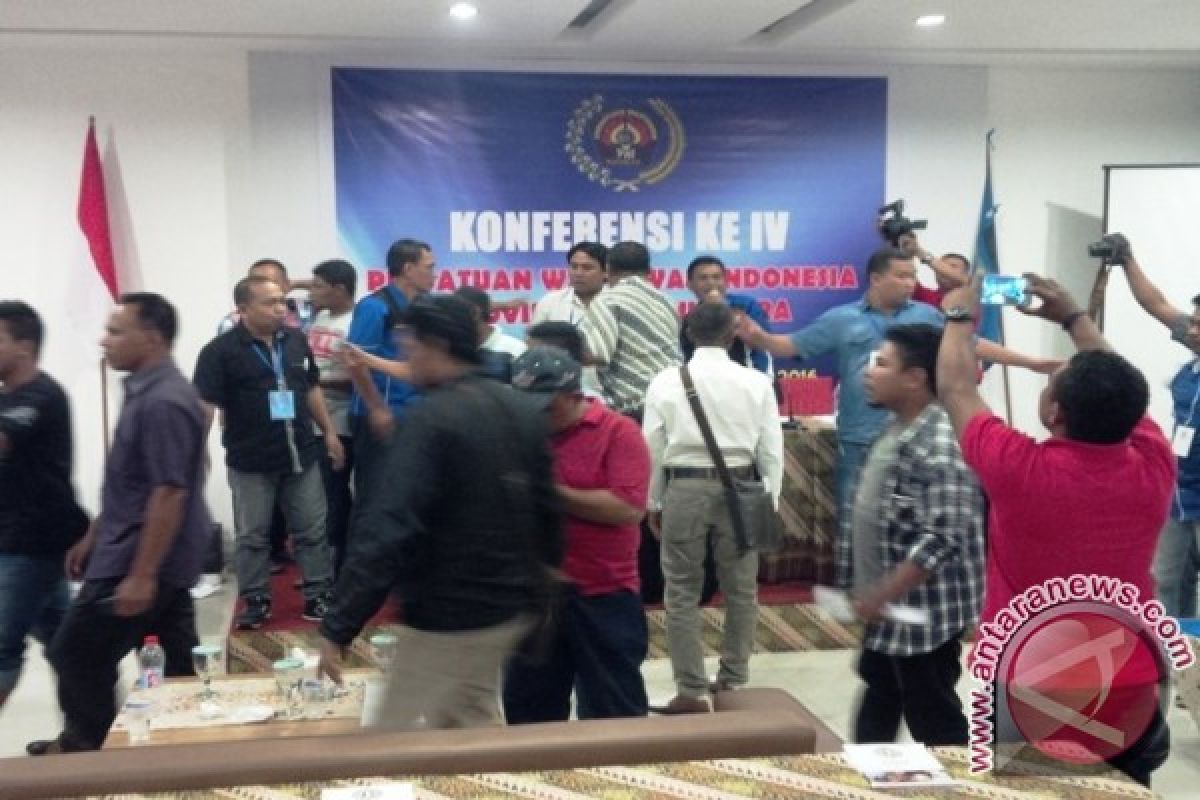 Konferensi PWI Maluku Utara Diwarnai Adu Jotos