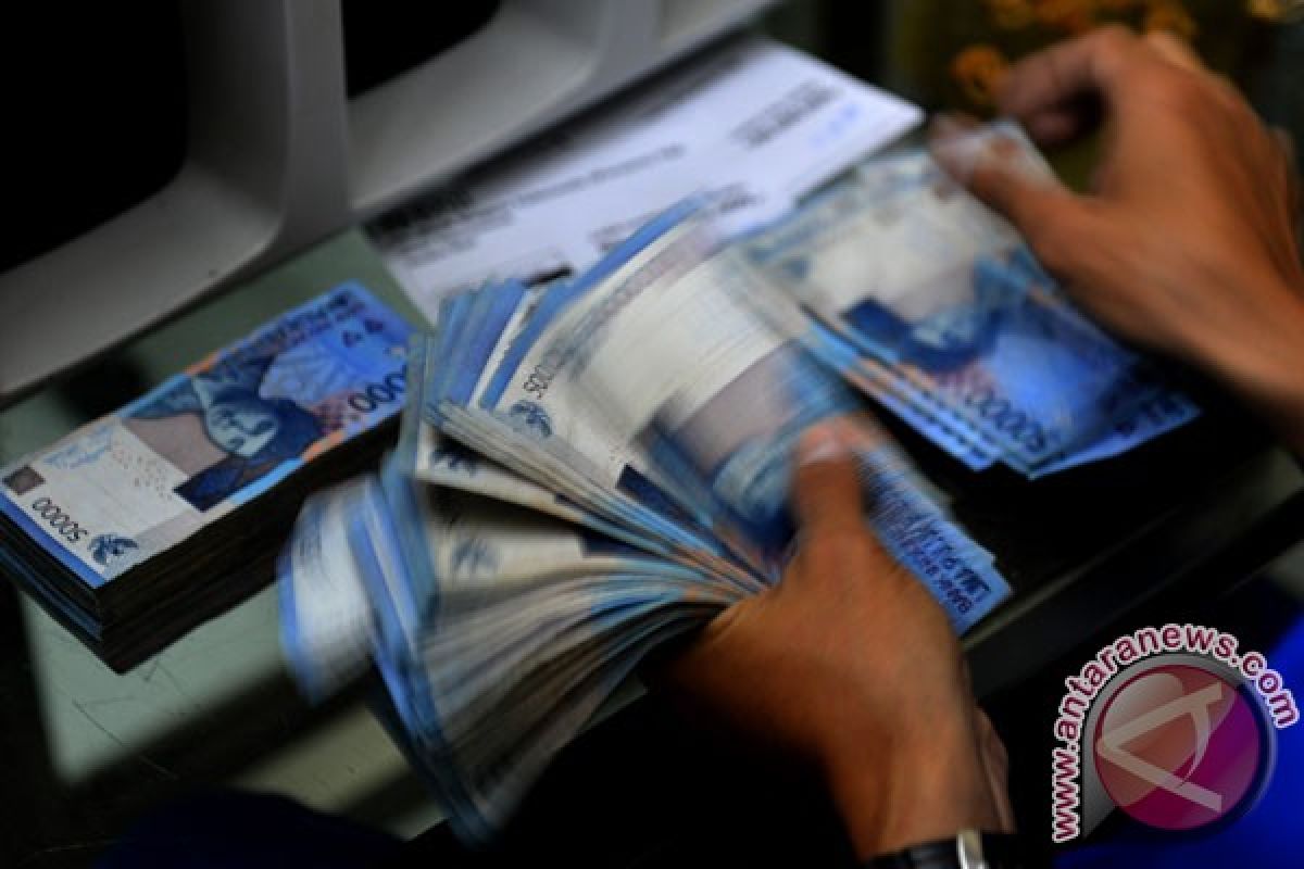 Kurs rupiah melemah menjadi Rp13.258