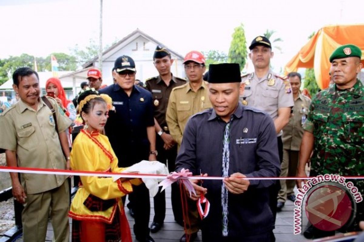 Chairil Anwar Buka Pameran Pembangunan Sangasanga 