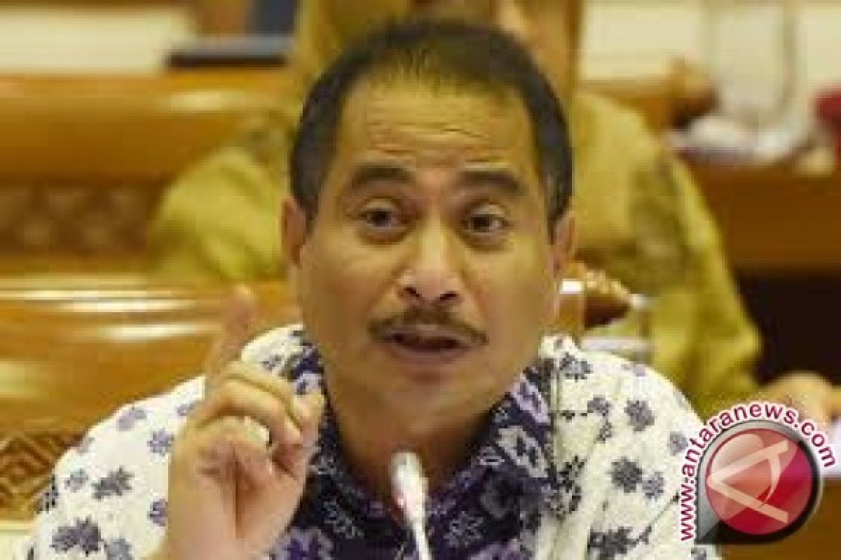 Menpar meminta pemda di Yogyakarta dan Jateng percepat izin investasi