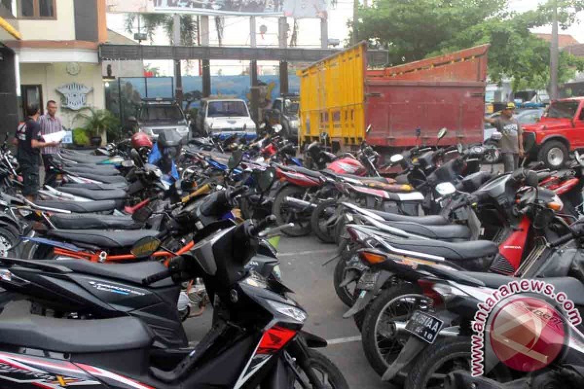 Polres Tulungagung Gerebek Arena Judi Sabung Ayam