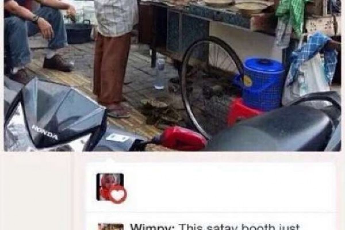 KamiTidakTakut Jadi Trending Topic Dunia, Meme Tukang Sate Jualan Terfavorit