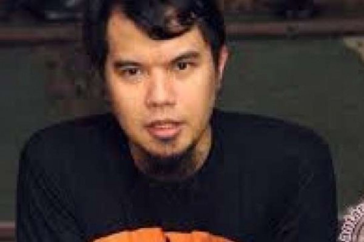 Ahmad Dhani Sesalkan Perceraiannya Dengan Maia, Menikahi Mulan Adalah Takdir