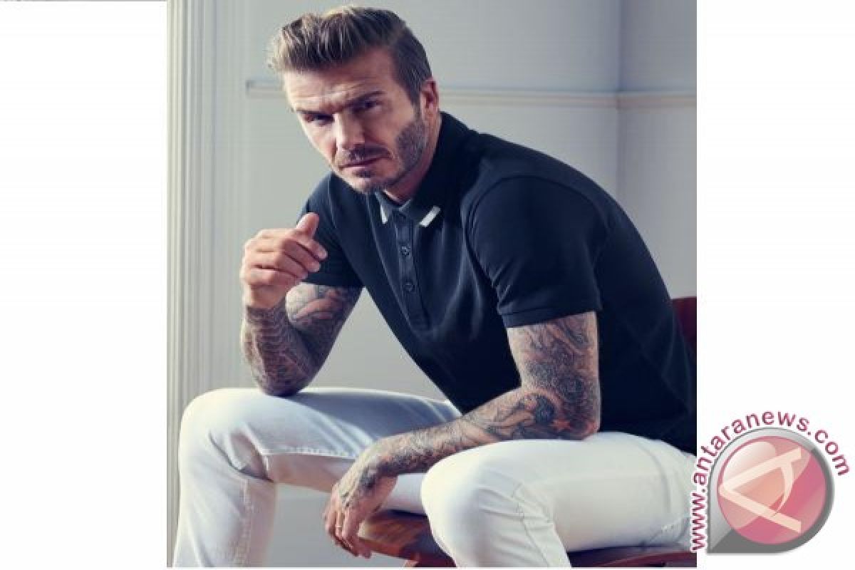 Everybody dresses as sharply as David Beckham in the new modern essentials campaign for H&M