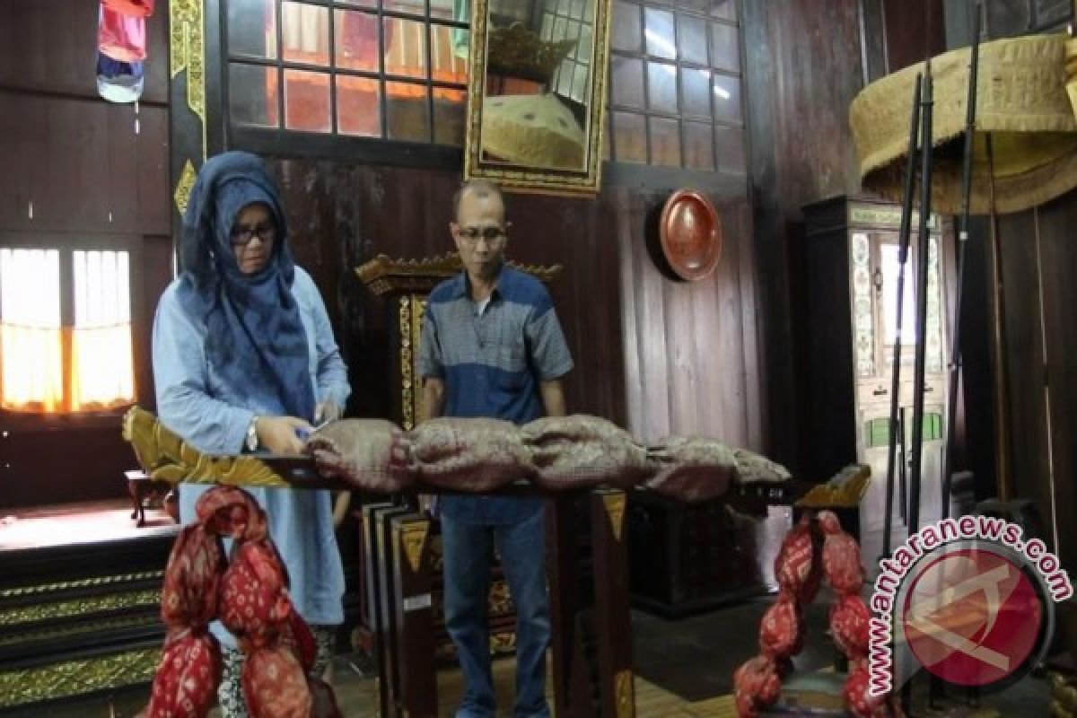 Mengenal adat istiadat Palembang dari Rumah Limas