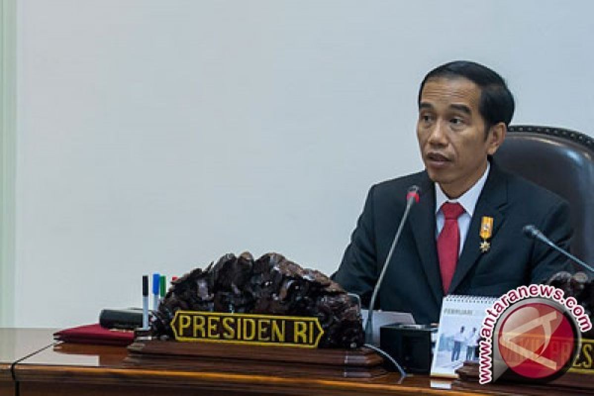 Jokowi inspeksi mendadak ke gudang Bulog Karanganyar