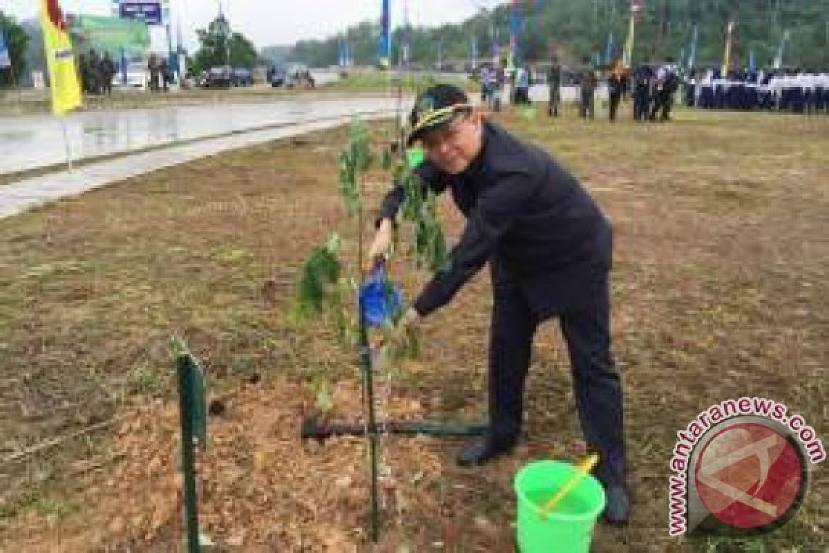 Anggota DPRD Apresiasi Gerakan Penghijauan Kodam Mulawarman 