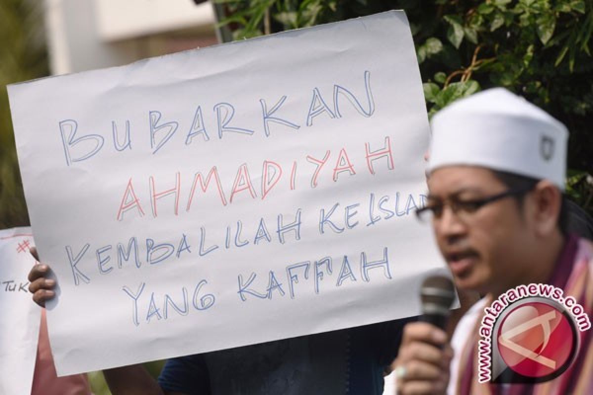 DPRD Bangka Tengah Minta Warga Waspadai Ahmadiyah