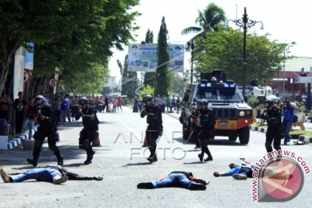 Polda Gorontalo Gelar Simulasi Penanganan Teroris 