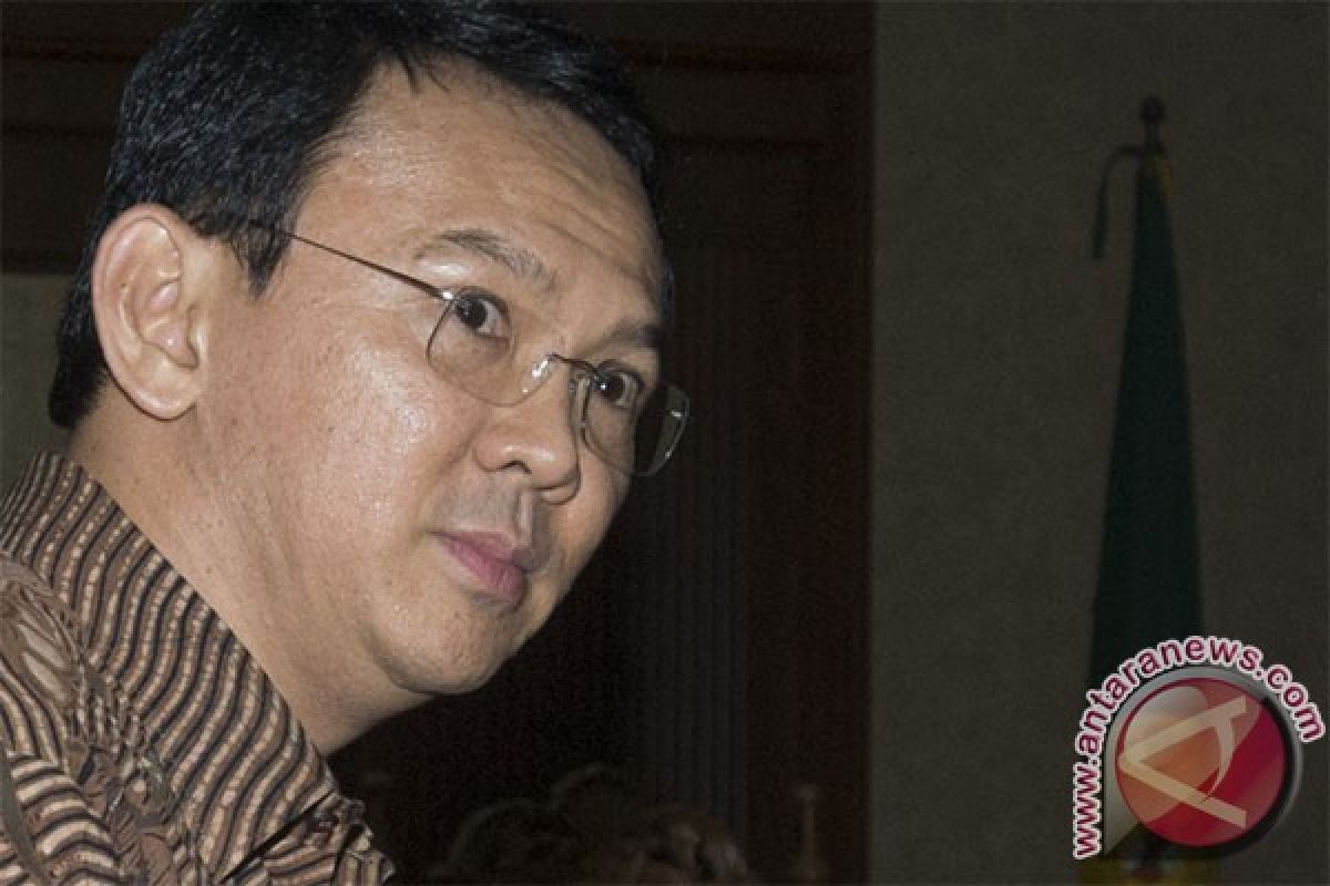 Ahok pastikan tak ada razia warung makan di Ibu Kota