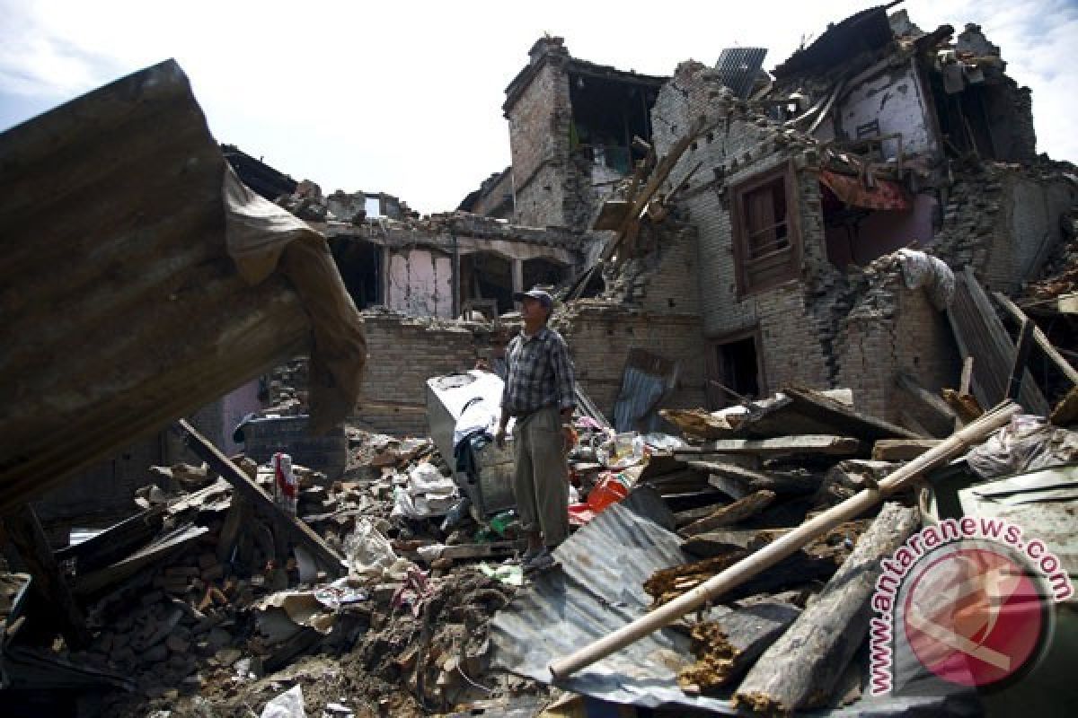 Dua gempa guncang Nepal, lukai 17 orang dan picu longsor