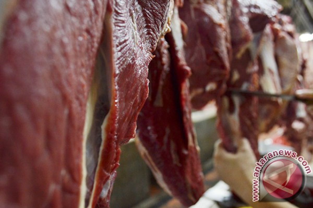 Harga daging sapi diprediksi stabil hingga Lebaran