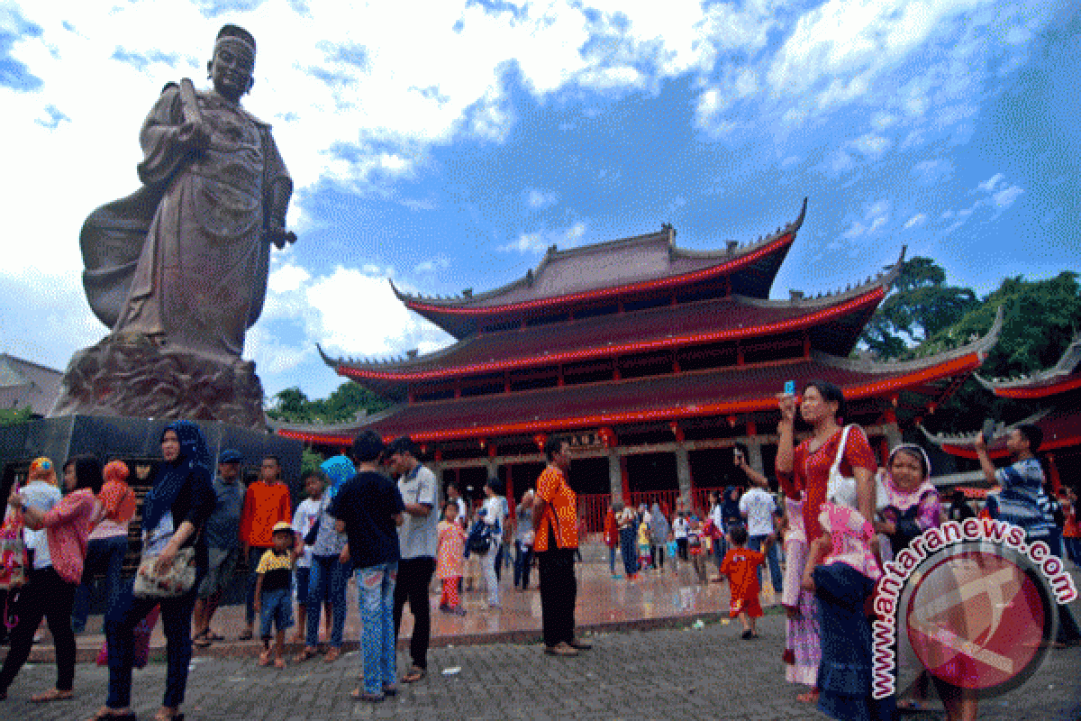 Ganjar dorong pembangunan masjid di Kelenteng Sam Poo Kong