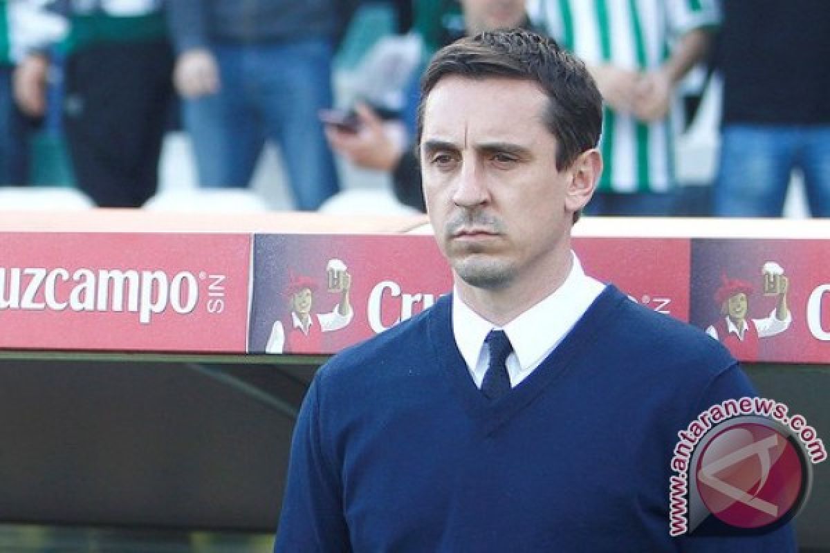 Lawan Espanyol, Neville didesak antar Valencia menang