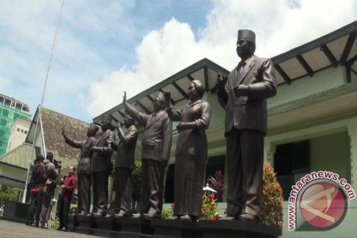 Patung enam mantan Presiden RI dipameran