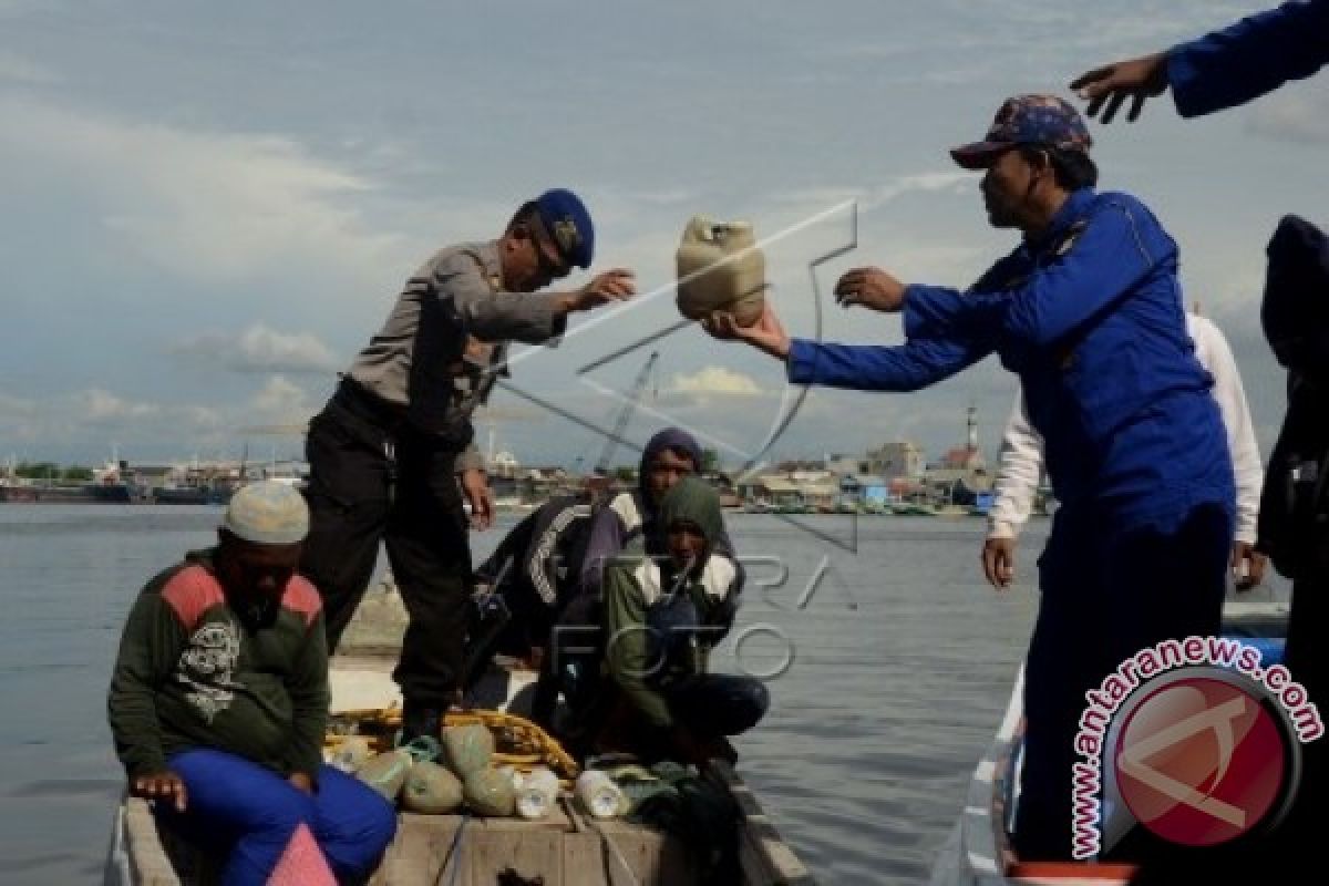 Satpolair Polres Mamuju Sosialisasikan Larangan Bom Ikan
