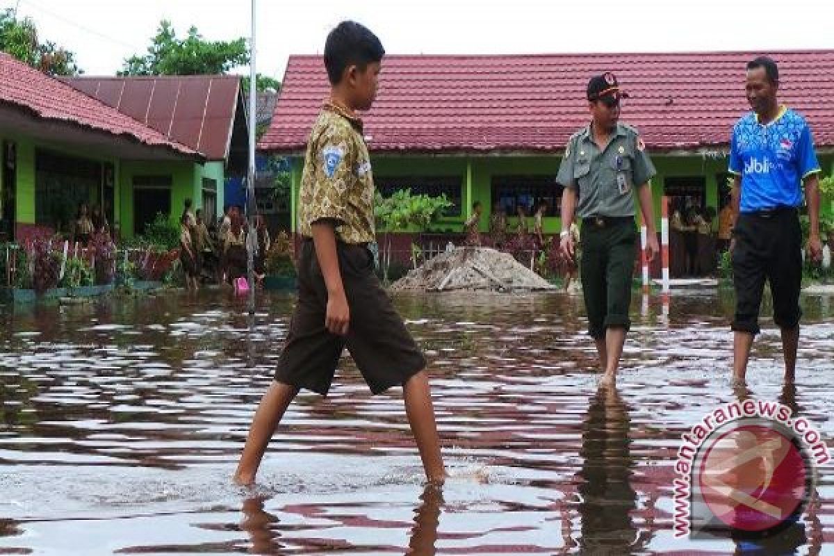 Banjir Rendam Rumah 122 KK di Gandang Barat Pulang Pisau