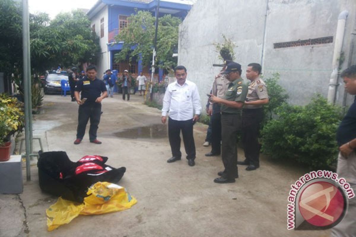 Paket Isi Boneka Resahkan Warga Wisma Asri