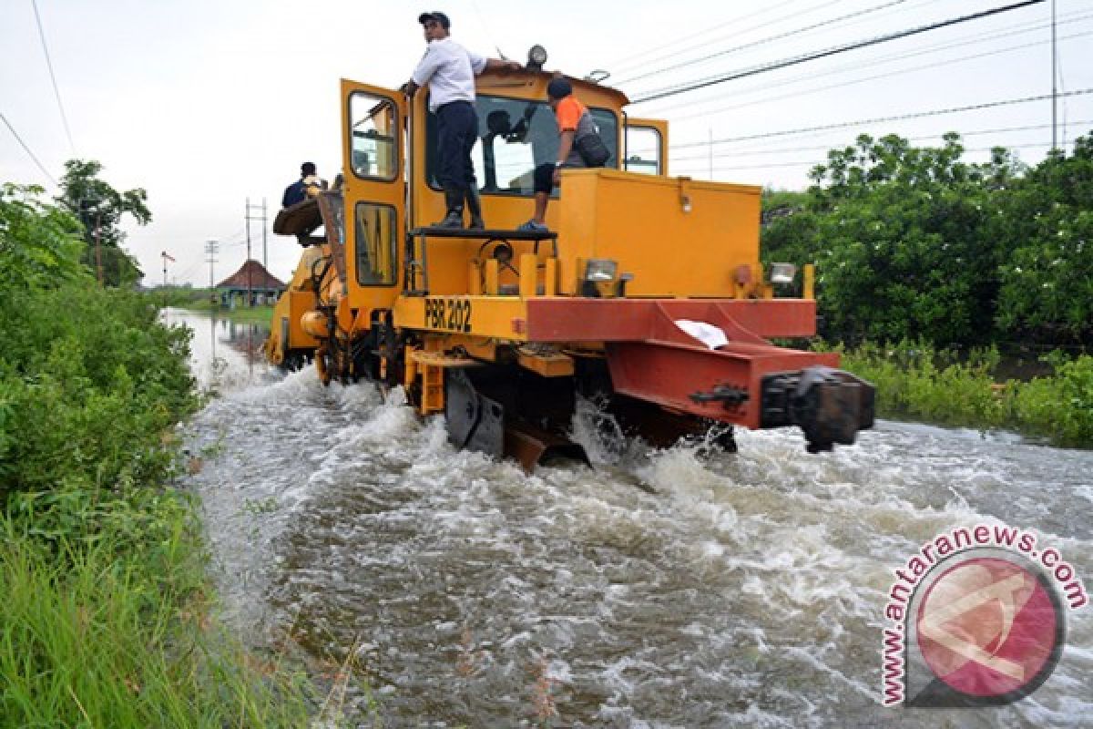 Daop 8 Surabaya Lakukan Uji Coba Jalur Rel Porong