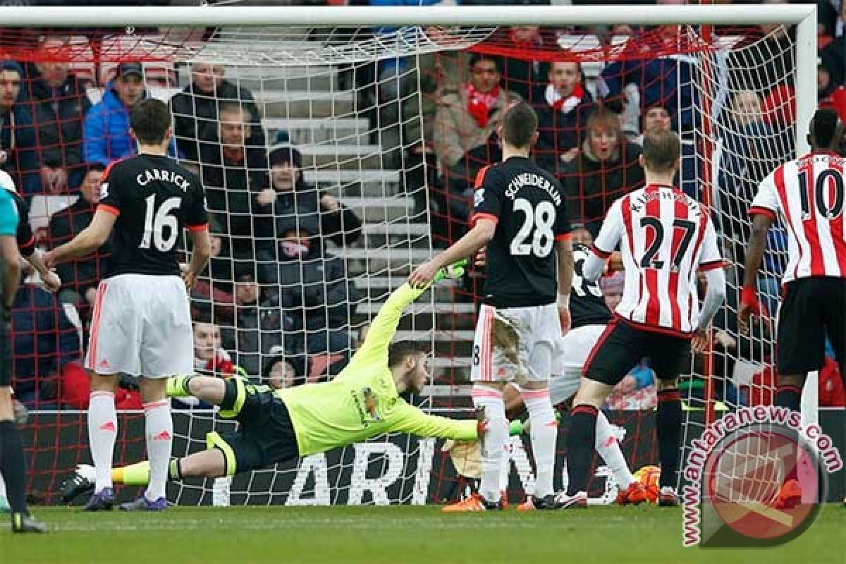 Klasemen Liga Inggris, Manchester United kian berat ke empat besar