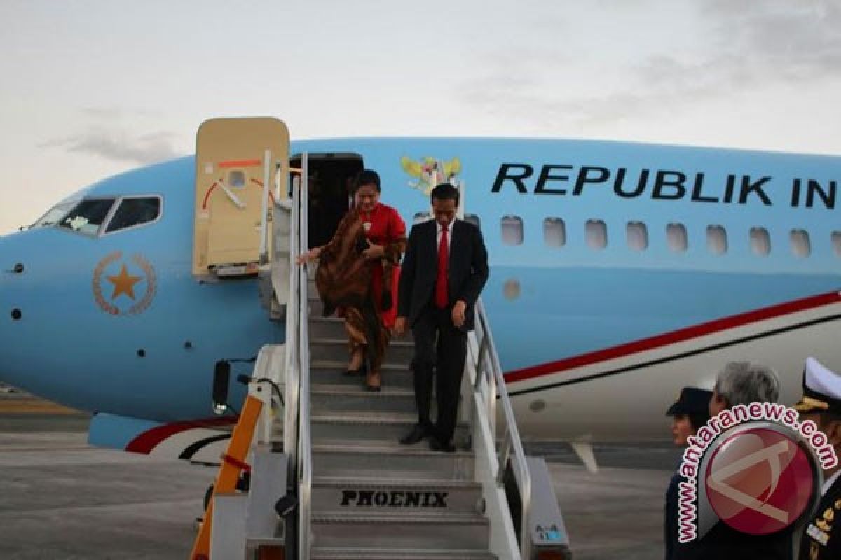 Presiden Jokowi transit di Honolulu