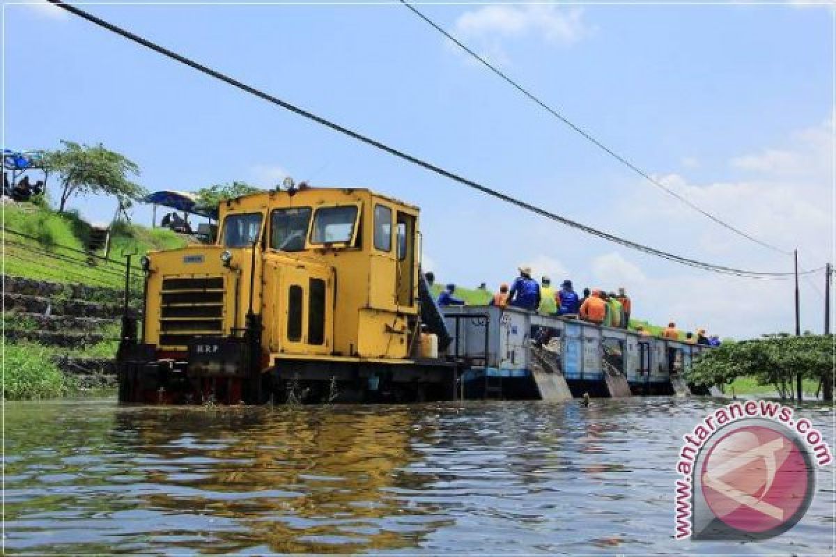 Daop 8 Surabaya Rugi Rp250 Juta/hari Akibat Banjir Porong