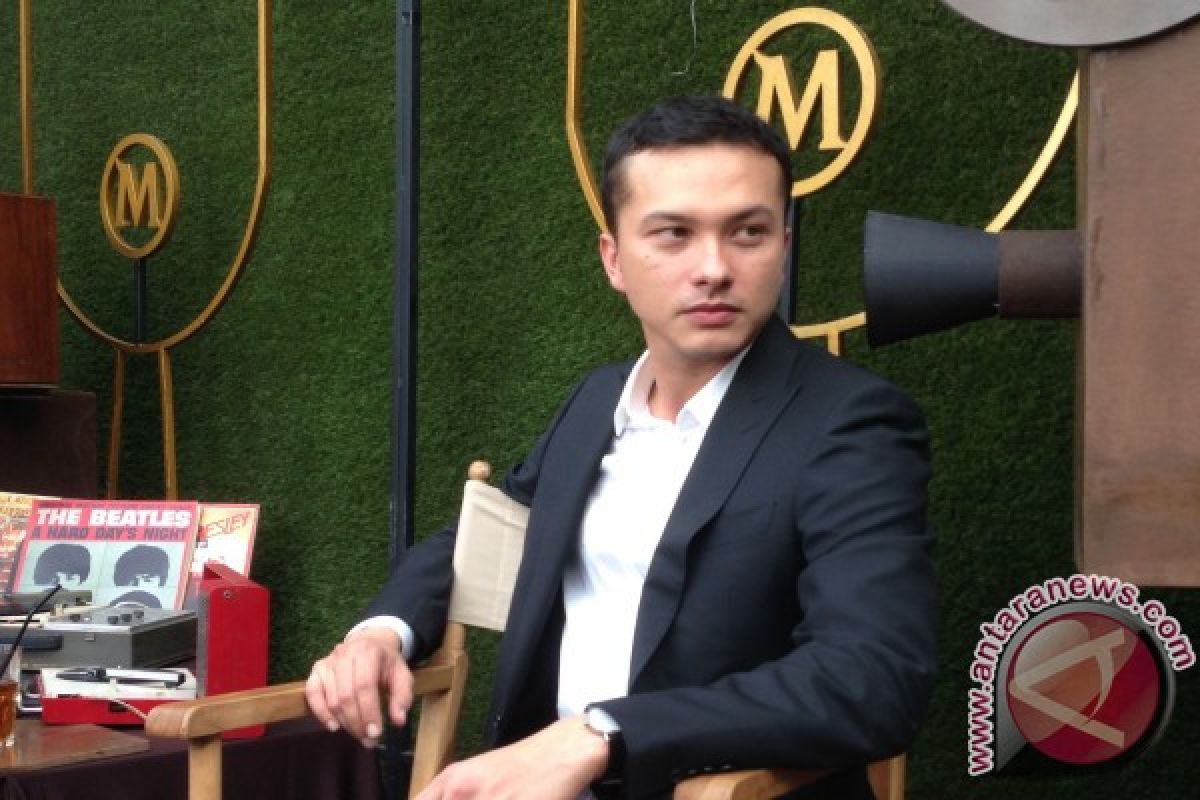 Nicholas Saputra masih dipanggil "Rangga"