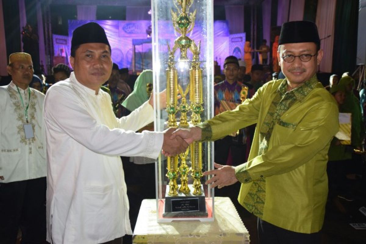 Kafilah Pontianak Timur Juara Umum MTQ Ke-26