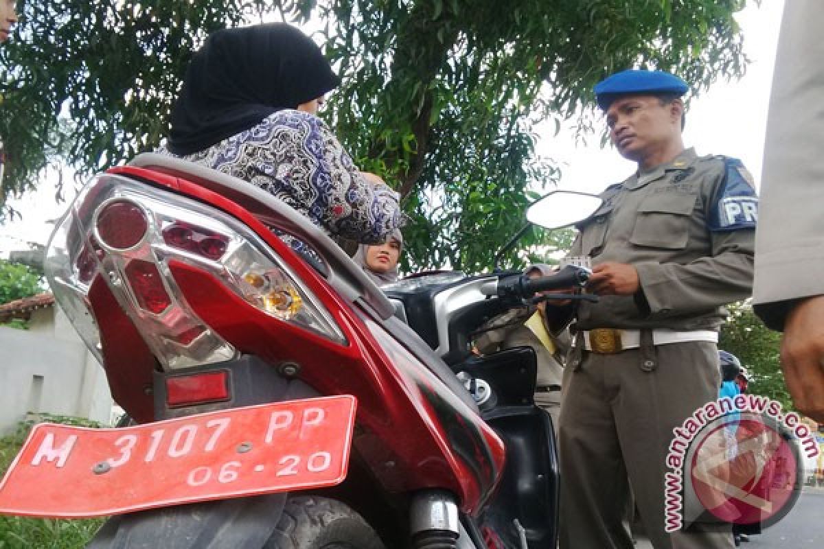 Puluhan Pegawai Pemkab Sampang Terjaring Razia Satpol-PP