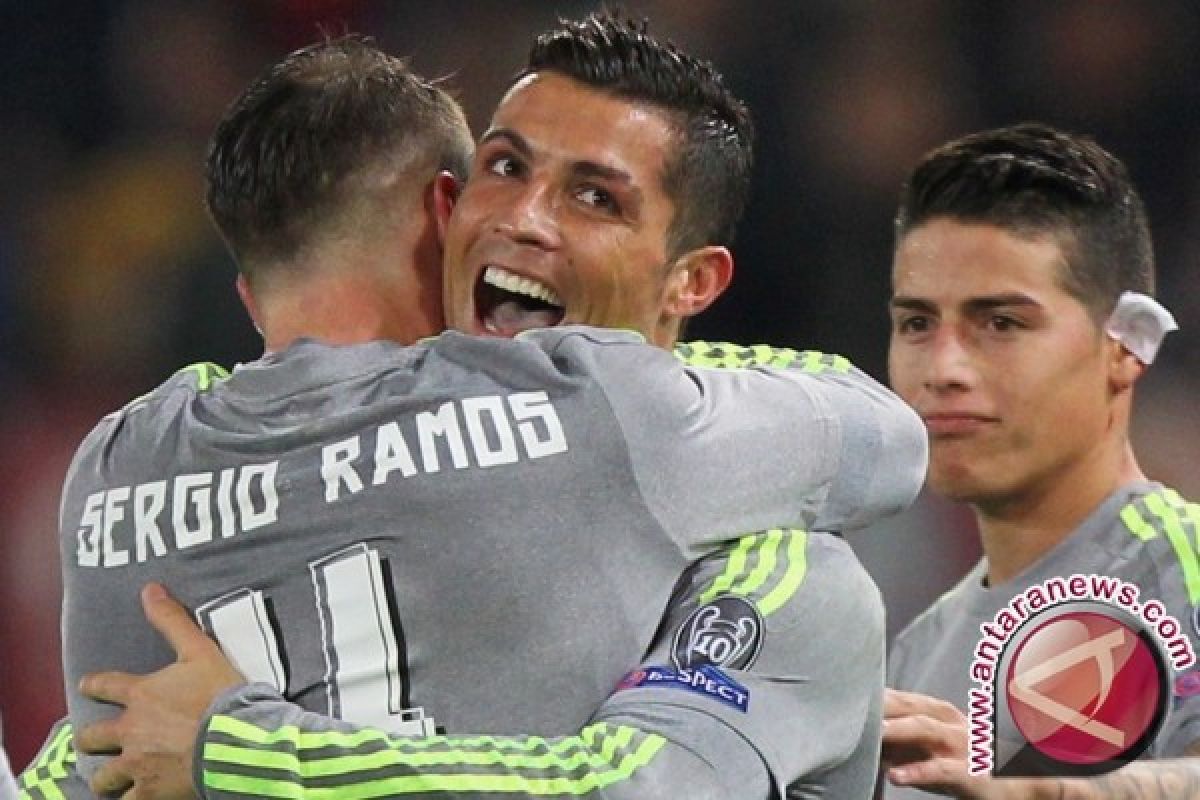 Real Madrid benamkan Granada 4-0