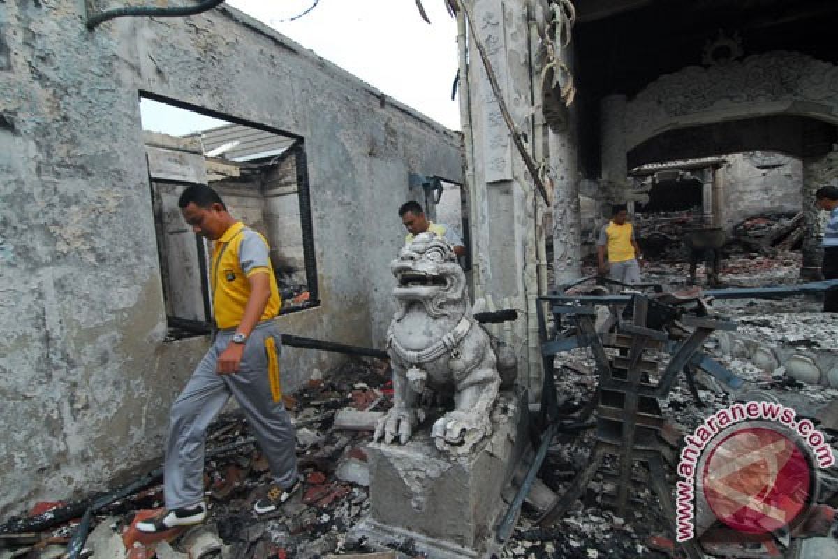 Empat tewas dalam kebakaran vihara di Tangerang