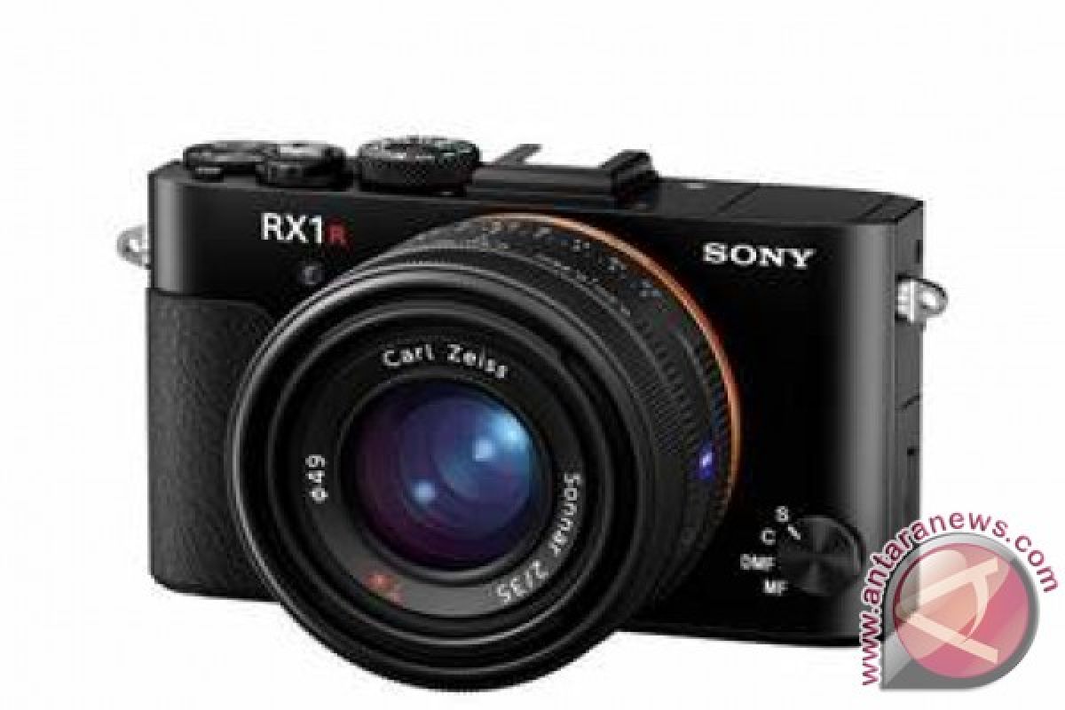 Sony perkenalkan kamera RX1R II